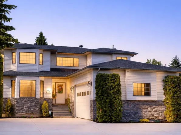 223 Birch Ave, Cold Lake, AB T9M 1E5