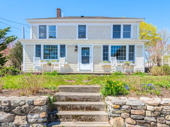 138 County Rd, North Falmouth, MA 02556