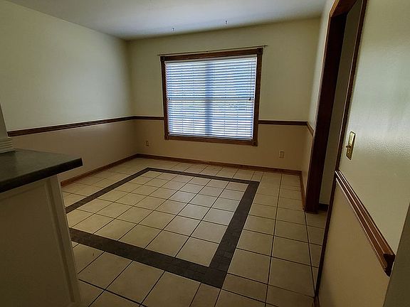 5th image of 205 Loyola Dr
