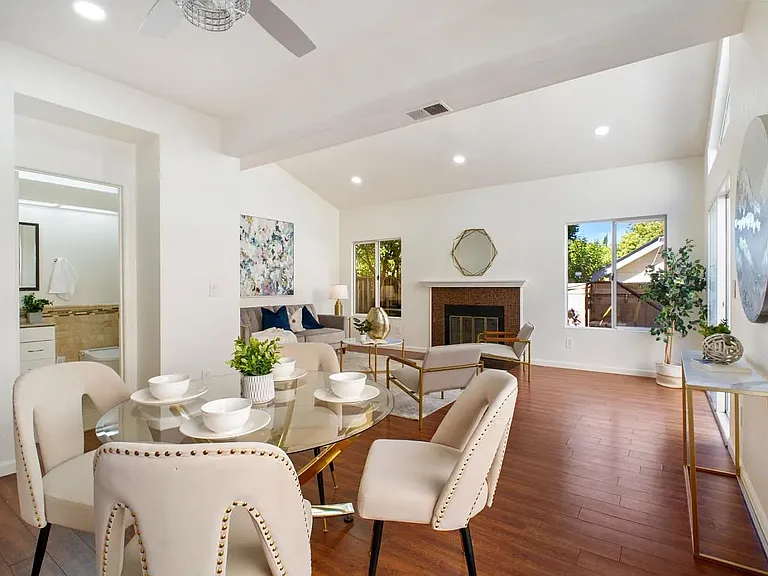 1796 Lucretia Ave — Photo 8