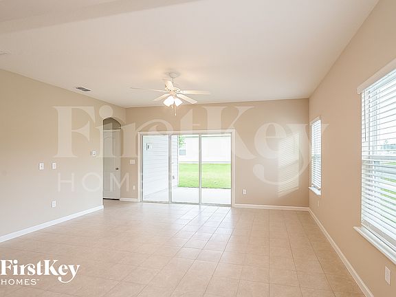 4th image of 10852 Ventnor Ave