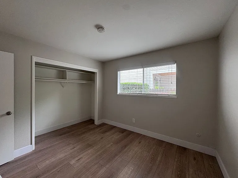1417 T Street — Photo 9