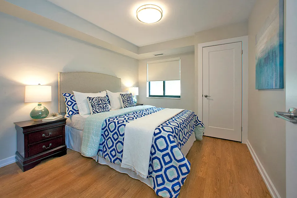 510 Admiral St #1395549 photo 1