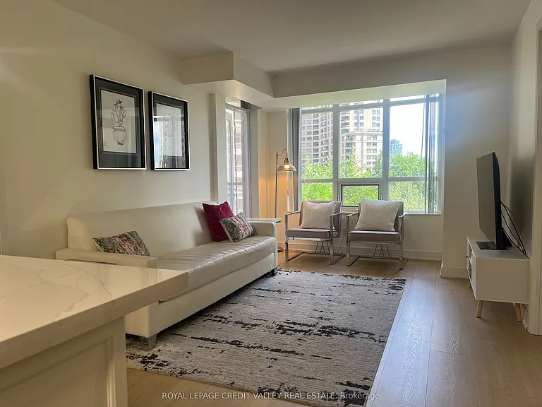 330 Burnhamthorpe Rd W #408 — Photo 6