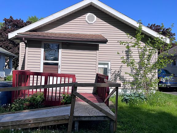 3rd image of 708 Virginia Ave
