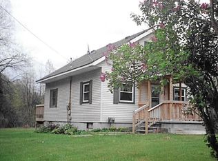9291 Locust St, Fostoria, MI 48435