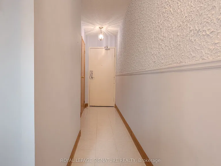 975 Warwick Ct #1608 — Photo 19