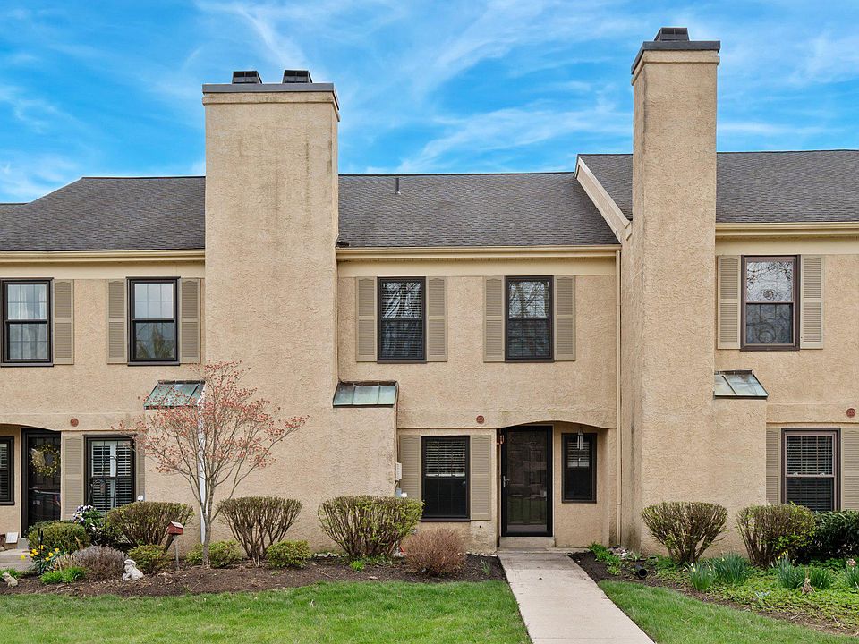 1st image of 237 McIntosh Rd #82
