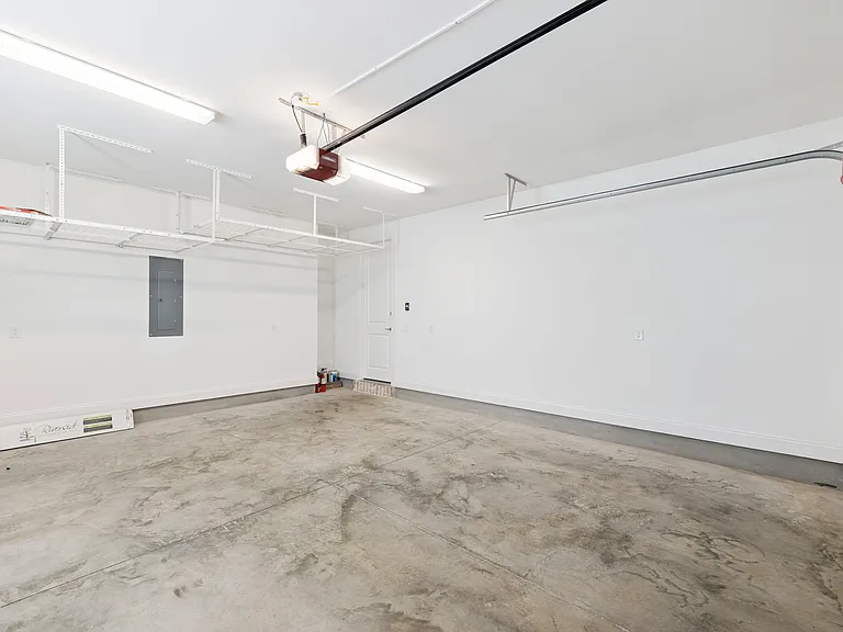 250 Windrow Way — Photo 33