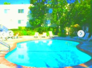 5051 Whitsett Ave #2330, Valley Village, CA 91607