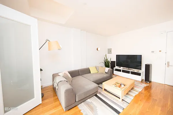 Rented by Citi Habitats | media 11