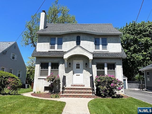1st image of 126 Gordon St