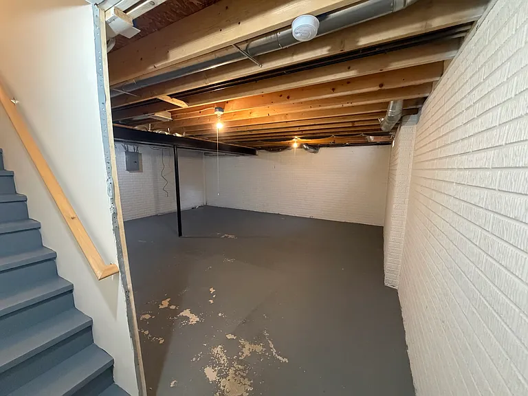 102 Riversedge Dr — Photo 22