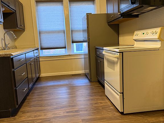 4th image of 3653 Wilmington Ave #1F