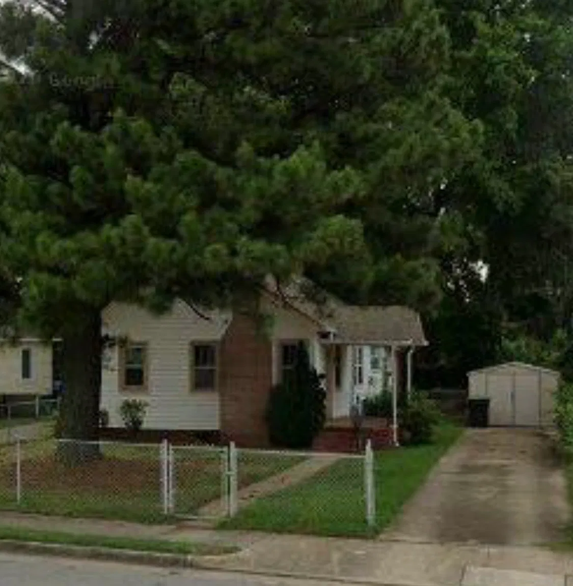 3 bed, 992 sqft, $2,000 — Photo 1