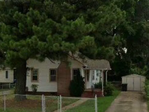 810 Victoria Blvd, Hampton, VA 23661