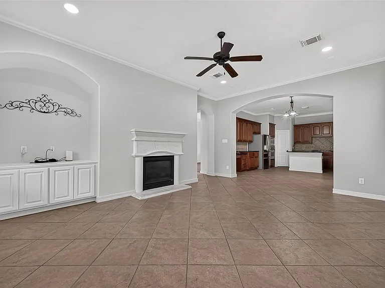 8602 Two Sisters Ct — Photo 11