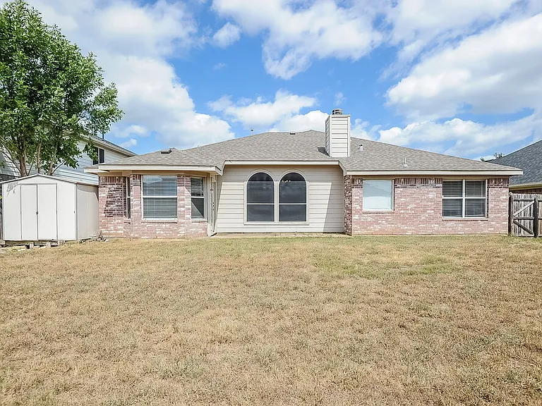 1626 Redwood Dr — Photo 16