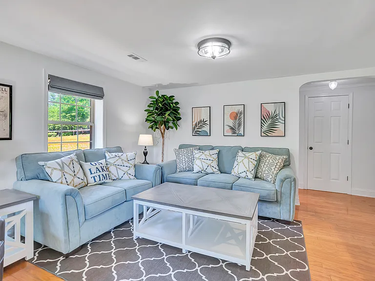315 Carter Rd — Photo 4