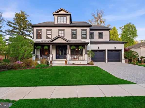 2907 N Kensington St, Arlington, VA 22207