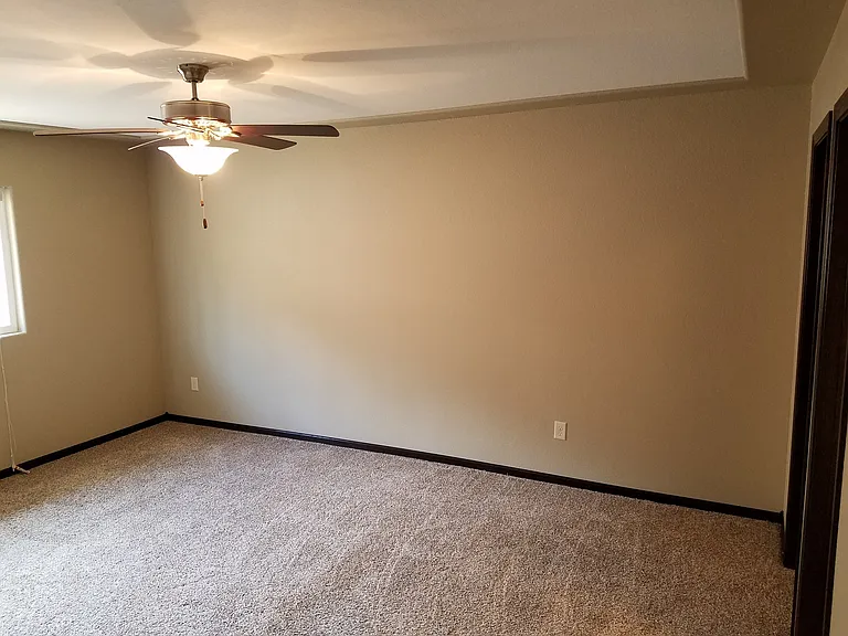 3946 Park Dr — Photo 6