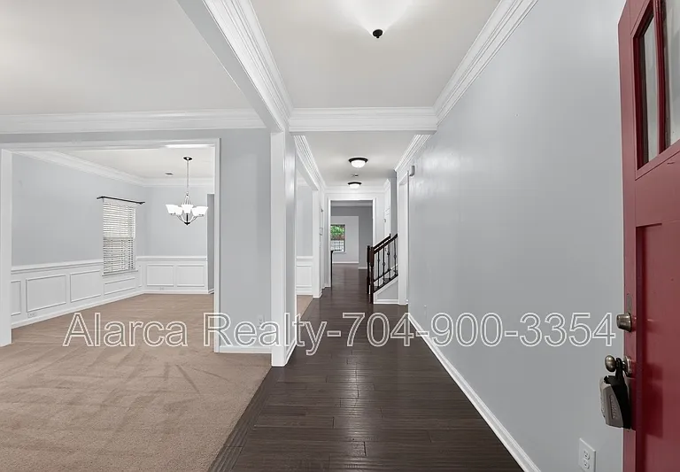 5804 Selkirkshire Rd — Photo 9