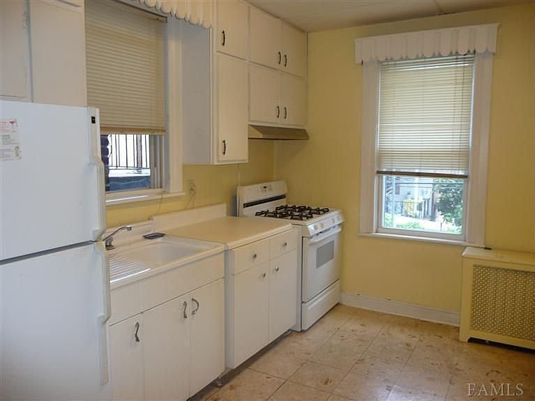 1742 Hobart Ave, Bronx, NY 10461 Zillow