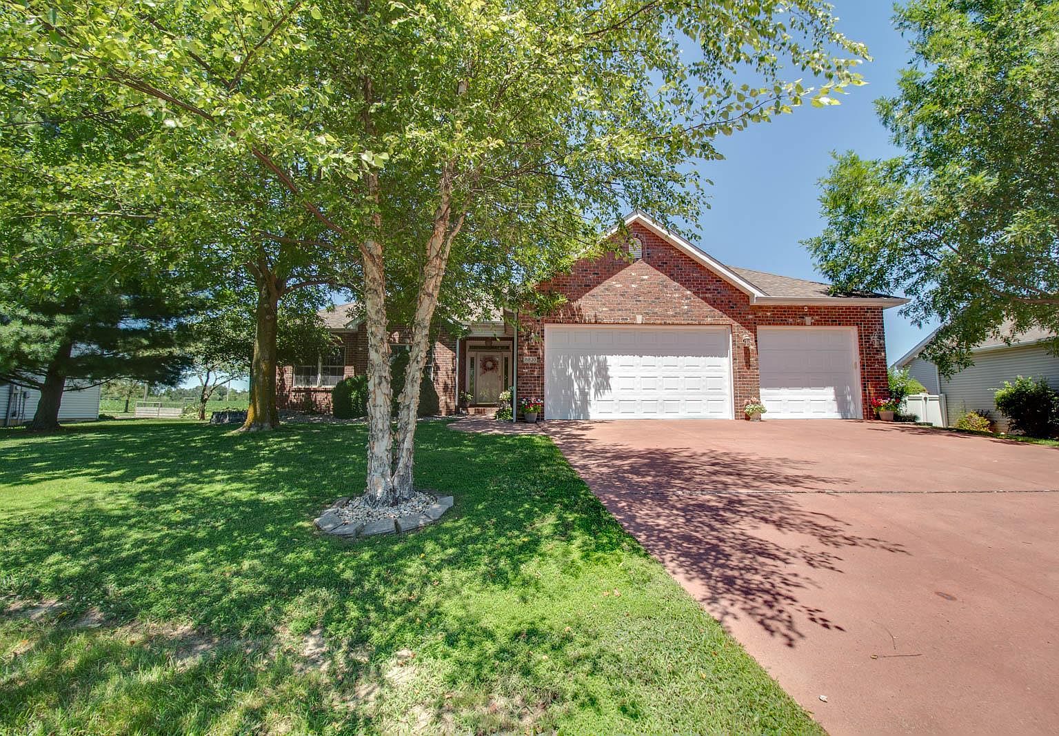 8820 Wildewood Dr, Worden, IL 62097 Zillow
