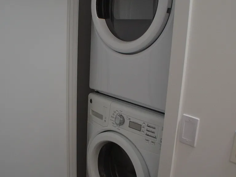 38 Iannuzzi St #511 — Photo 17