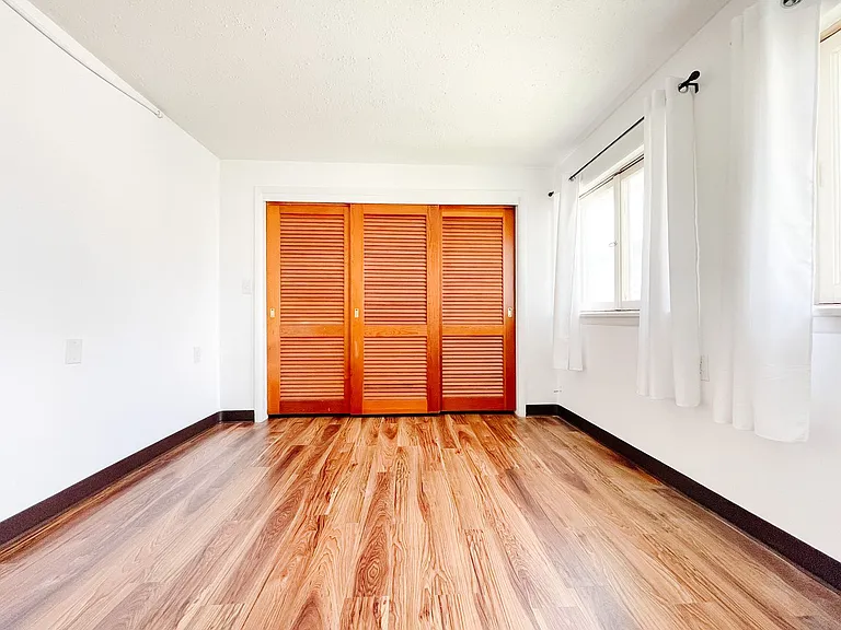 305 S Manning Ave (EMF Homes, LLC) — Photo 5