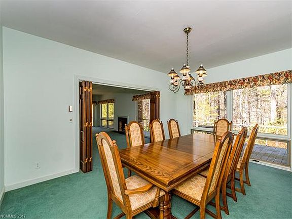 5th image of 336 Fairway Dr