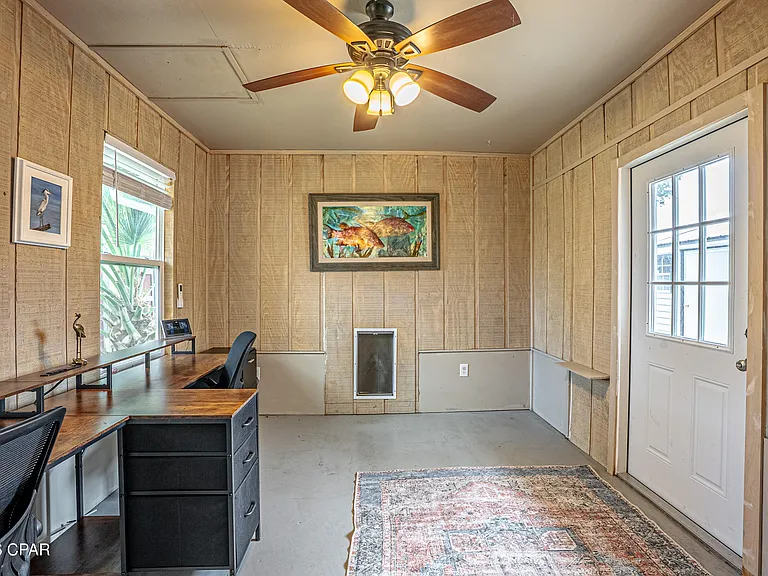 1112 Colorado Ave — Photo 32