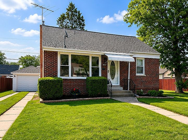 1st image of 17617 Burnham Ave
