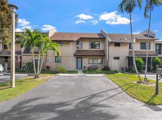 9281 SW 136th Street Cir, Miami, FL 33176