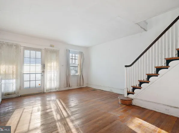 4819 Knox St, Philadelphia, PA 19144