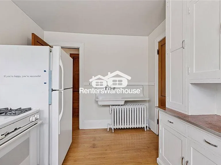 1601 Charles Ave — Photo 7