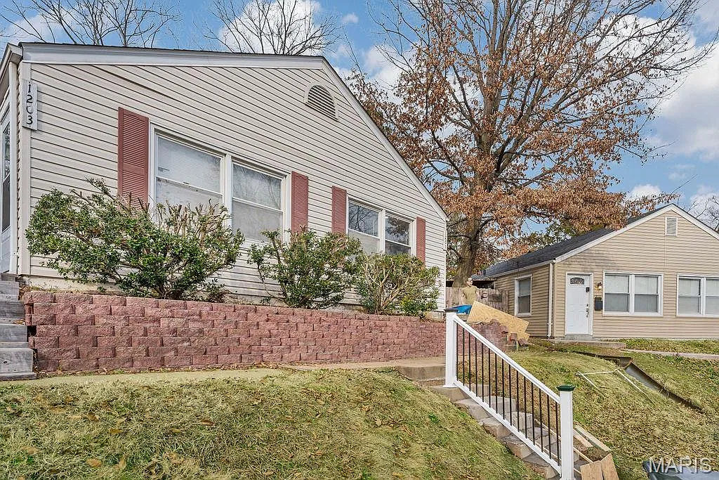 1 bed, 1.0 bath, 700 sqft, $1,150 — Photo 1