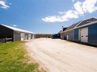 3634 Main Rd, Tiverton, RI 02878