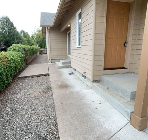 5236 SW Technology Loop — Photo 3