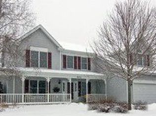 904 Acorn Dr, Dundee, IL 60118