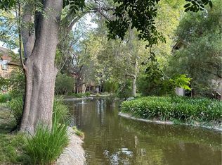 7050 Shoup Ave UNIT 208, Canoga Park, CA 91303