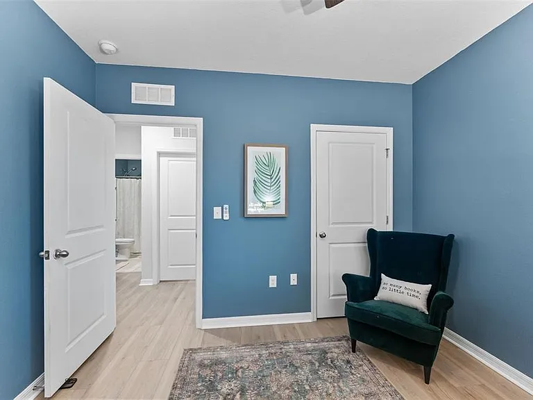 10918 Trailing Vine Dr — Photo 18