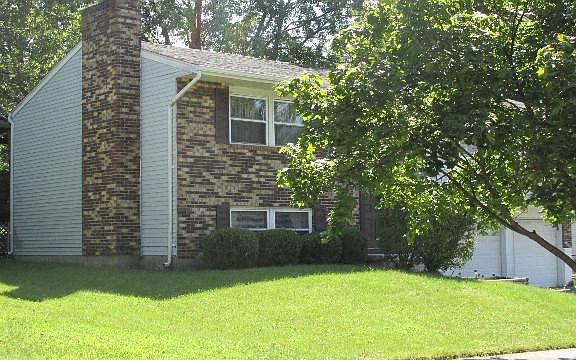 3rd image of 4812 Leafburrow Dr