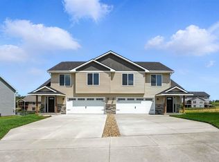222B Vista Dr, Kalona, IA 52247