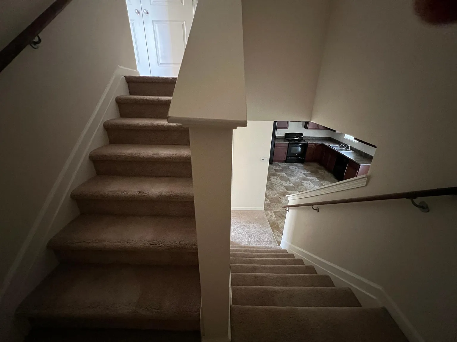 4 bed, 2.5 bath, 1812 sqft, $2,100 — Photo 4