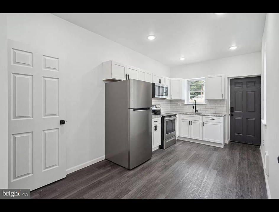 1st image of 5536 Blakemore St Unit 2