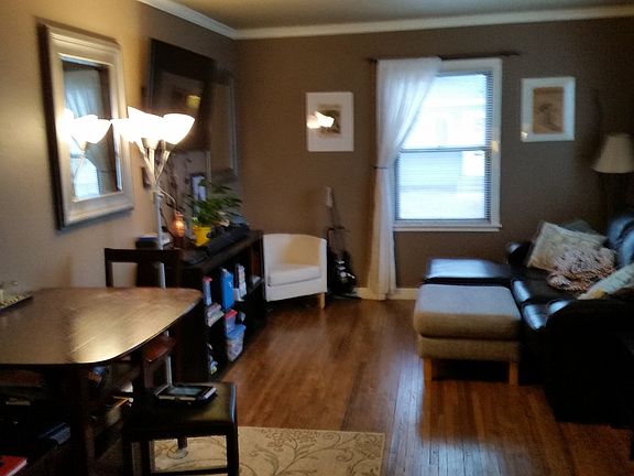 SPACIOUS LIVING AREA