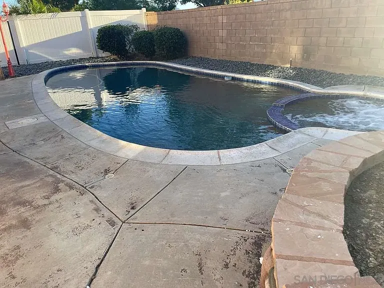 32808 Caserta Dr — Photo 7