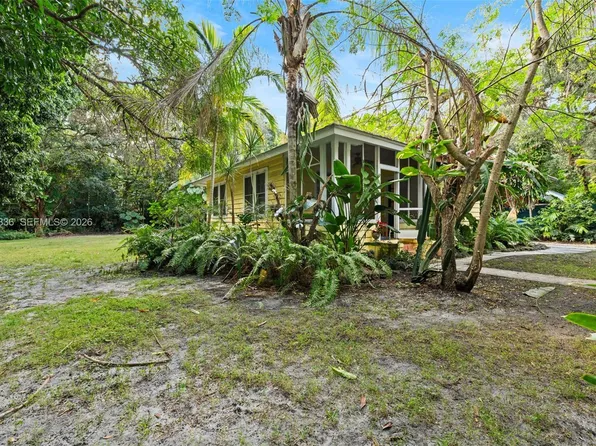 3972 Loquat Ave, Miami, FL 33133