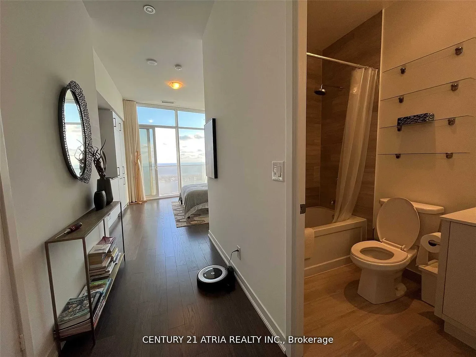 Harbour Plaza Resident — Photo 3